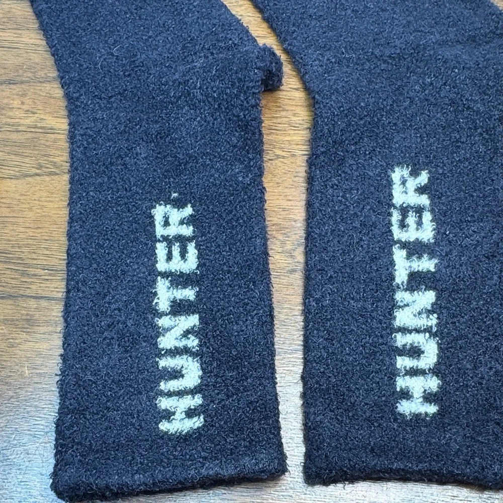 NWOT Hunter Women's 2 Pairs Cozy Fuzzy Fleece Socks, Shoe Size 4-10